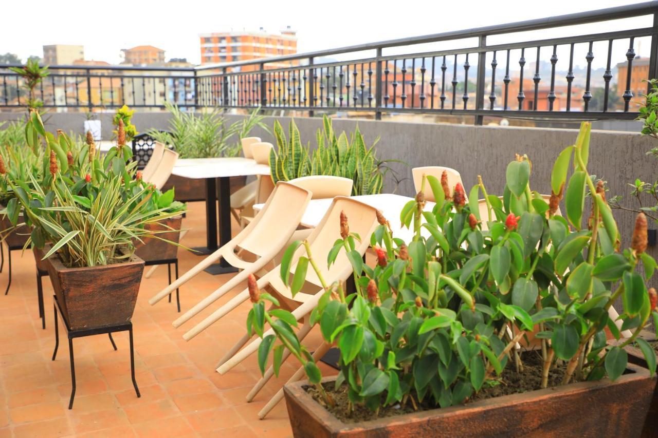 Galaxy Motel Kampala Exterior foto
